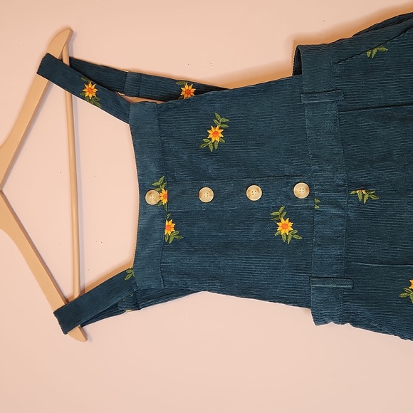 CIDER Women’s Corduroy Square Neck Floral Pattern Jumpsuit, size M - Picture 3 of 15